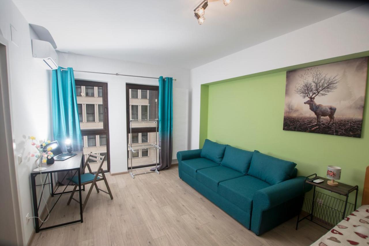 Studio Moghioros Rezidence 2 Bukares Bagian luar foto